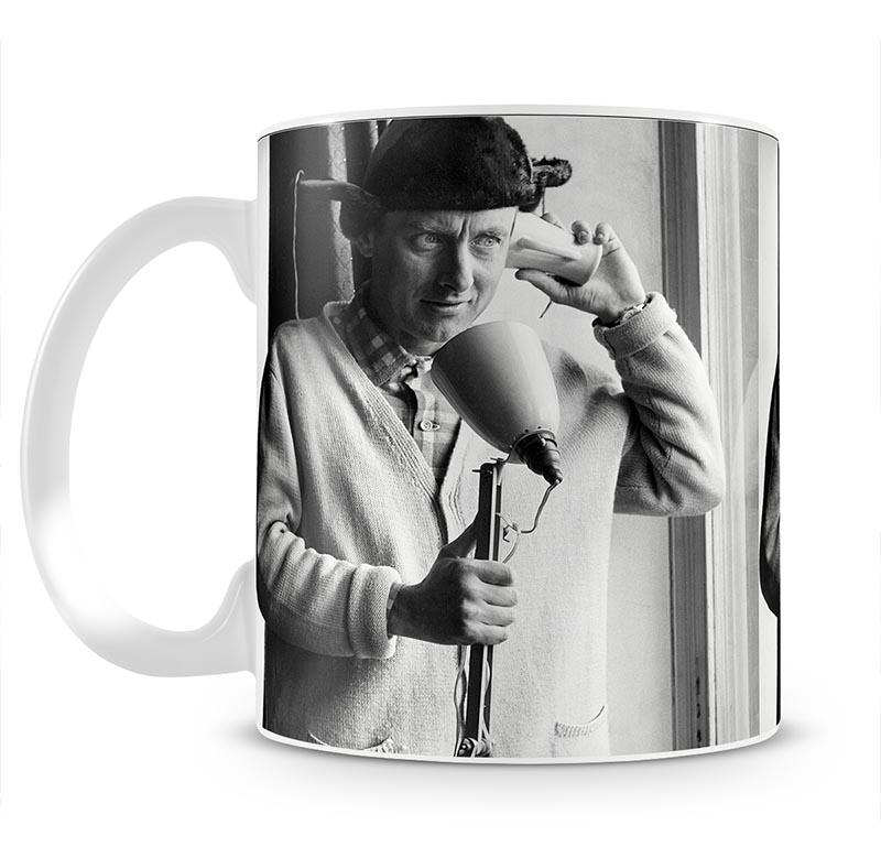 Spike Milligan makes a phone call Mug - Canvas Art Rocks - 2