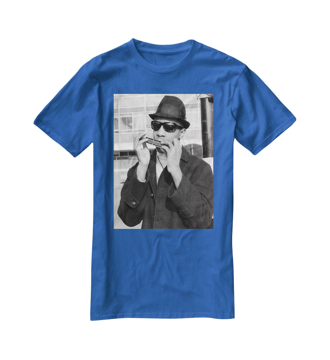 Stevie Wonder playing the harmonica T-Shirt - Canvas Art Rocks - 2