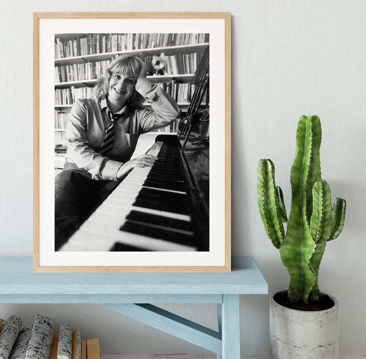 Victoria Wood at the piano Framed Print - Canvas Art Rocks - 3