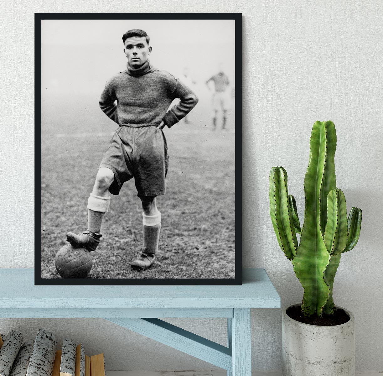 1930s Footballer Framed Print - Canvas Art Rocks - 2