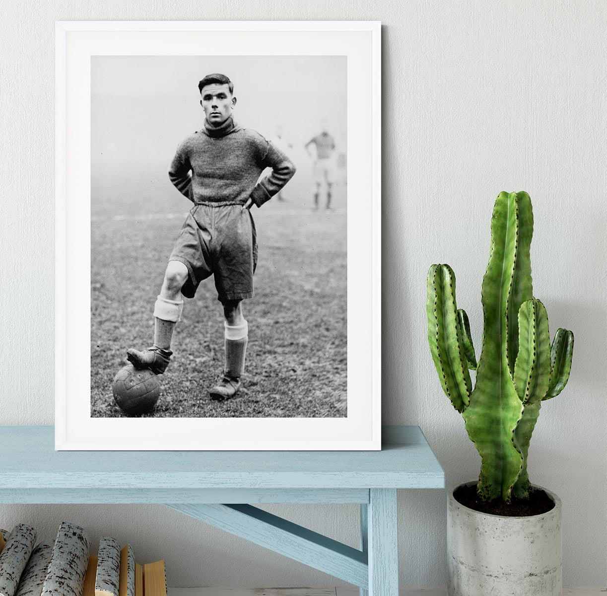 1930s Footballer Framed Print - Canvas Art Rocks - 5