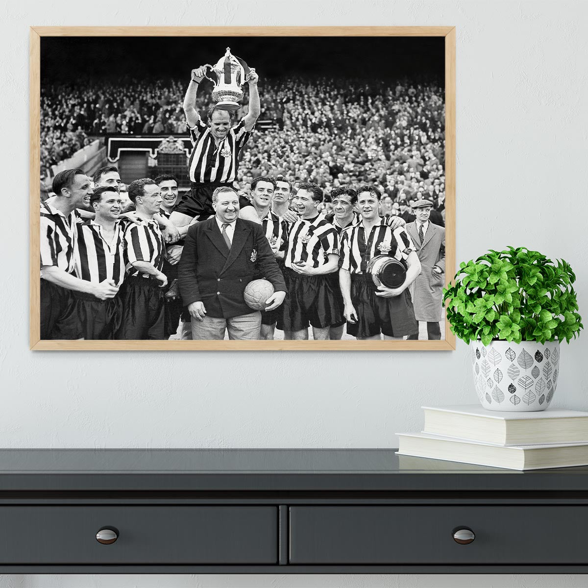 1955 FA Cup Final Newcastle United With The trophy Framed Print - Canvas Art Rocks - 4