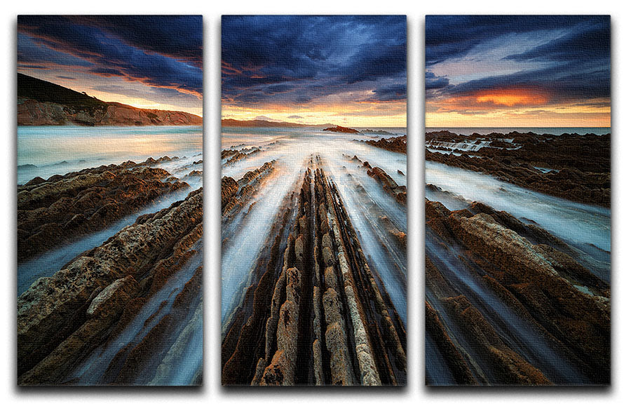 Zumaia Flysch 3 Split Panel Canvas Print - Canvas Art Rocks - 1