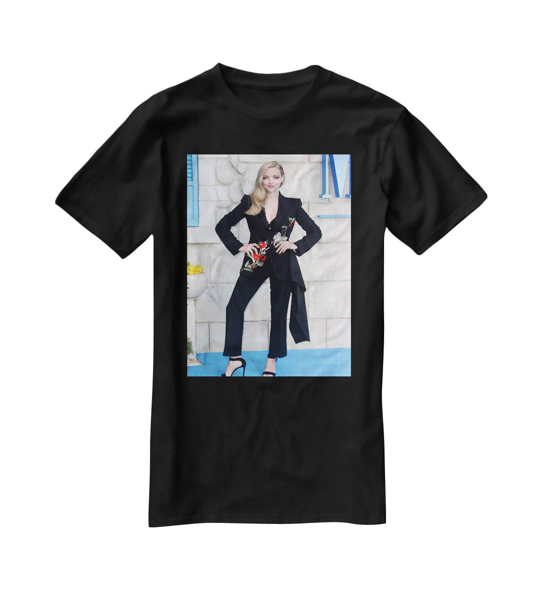 Amanda Seyfried Mamma Mia T-Shirt - Canvas Art Rocks - 1