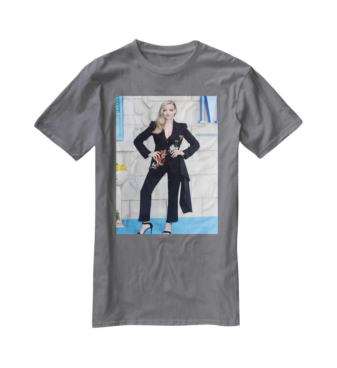 Amanda Seyfried Mamma Mia T-Shirt - Canvas Art Rocks - 3