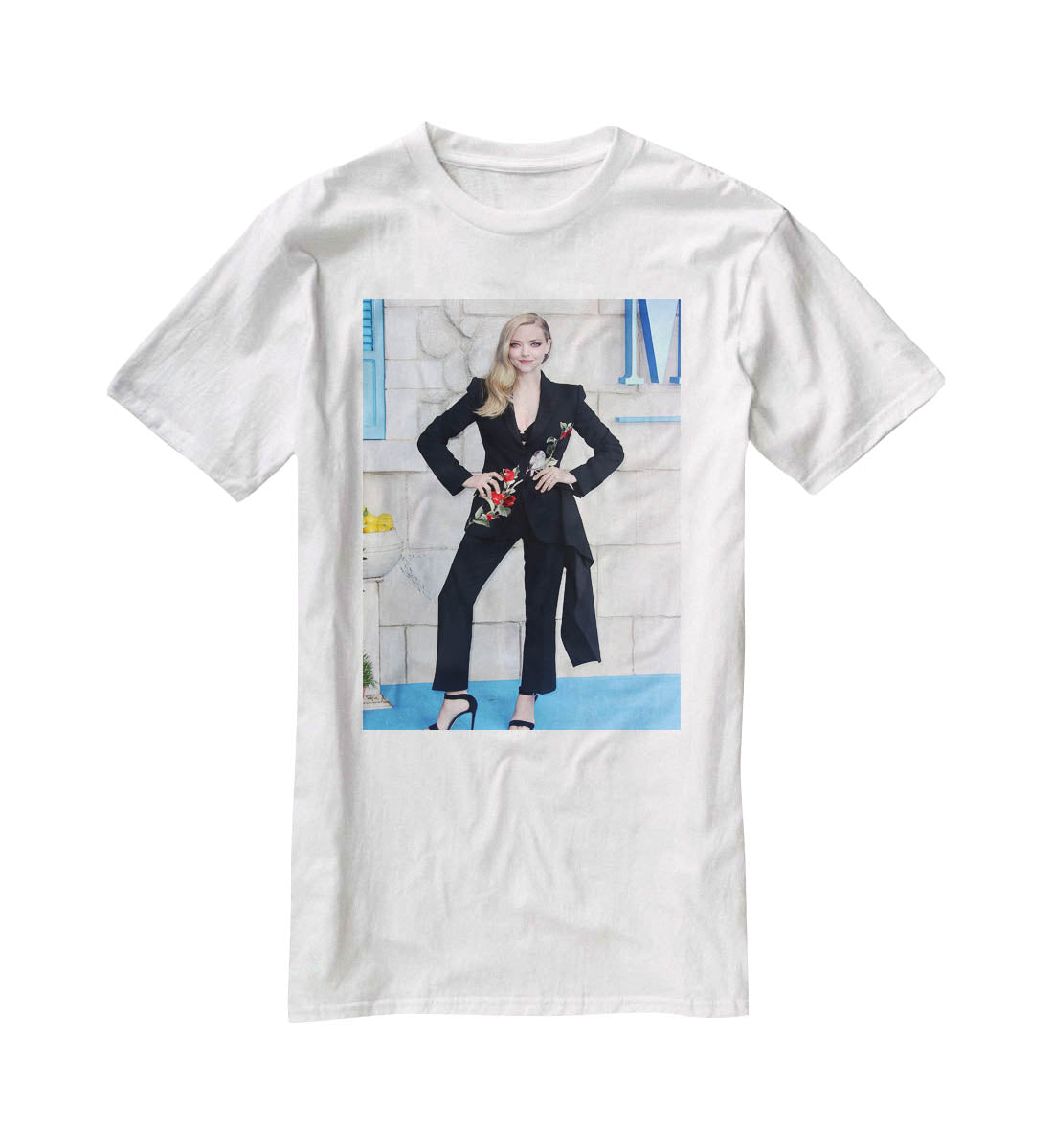 Amanda Seyfried Mamma Mia T-Shirt - Canvas Art Rocks - 5