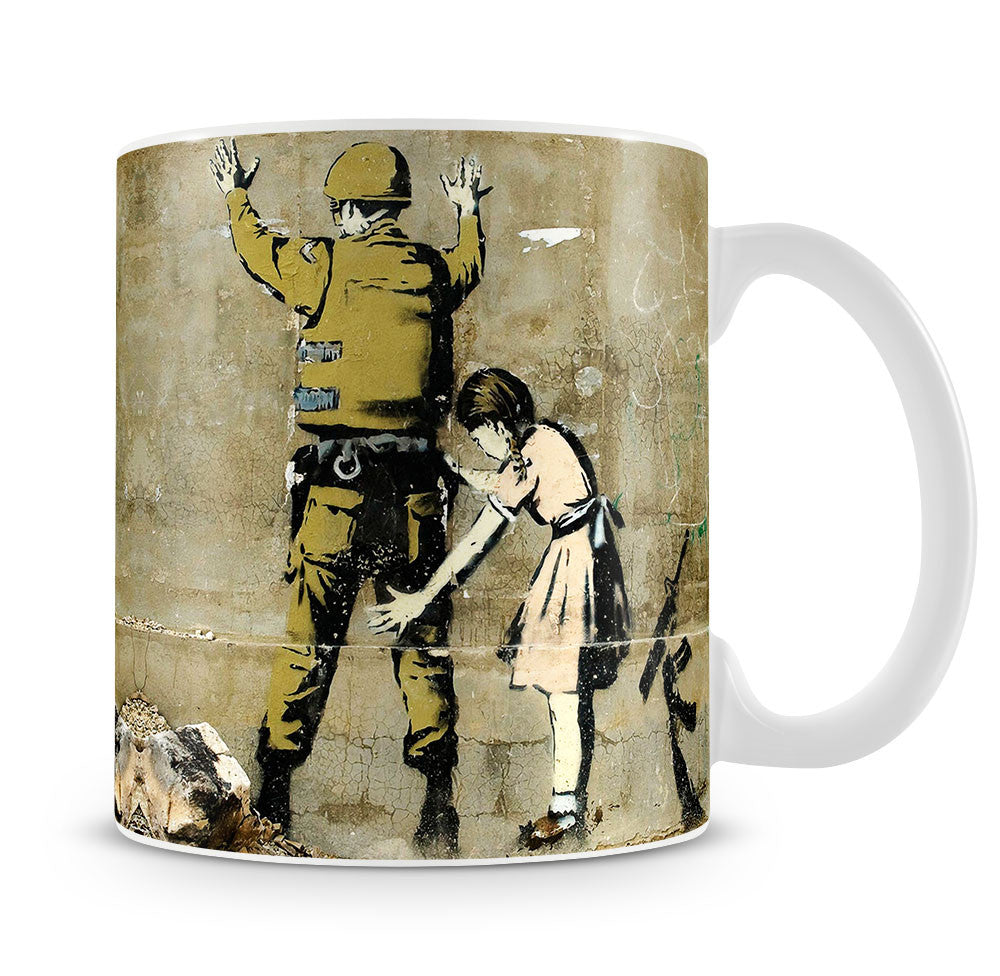 Banksy Girl and Soldier Mug - Canvas Art Rocks
