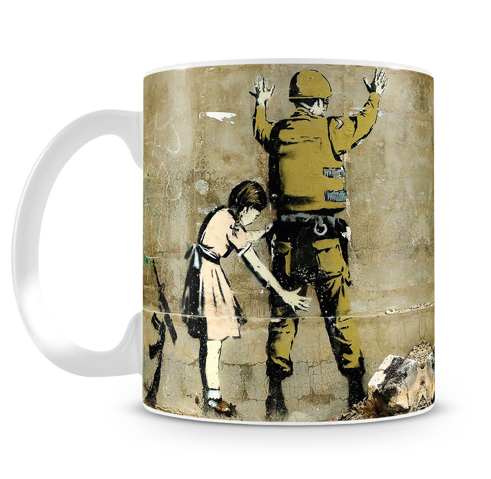 Banksy Girl and Soldier Mug - Canvas Art Rocks