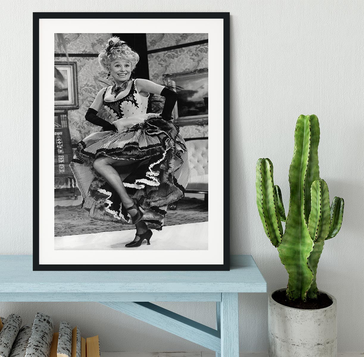 Barbara Windsor dancing Framed Print - Canvas Art Rocks - 1