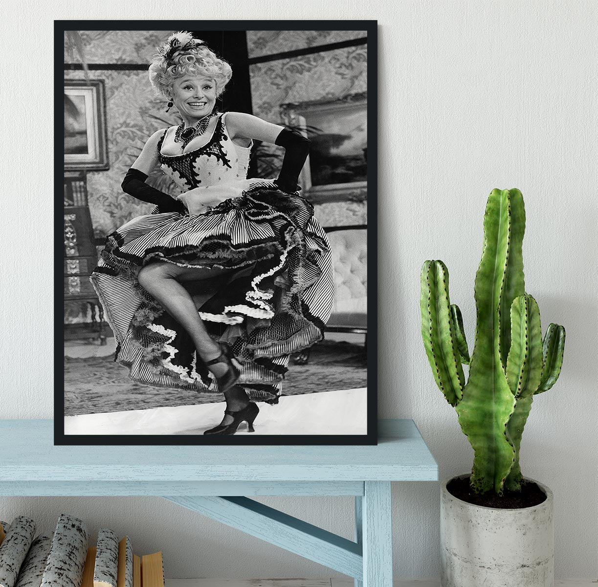 Barbara Windsor dancing Framed Print - Canvas Art Rocks - 2