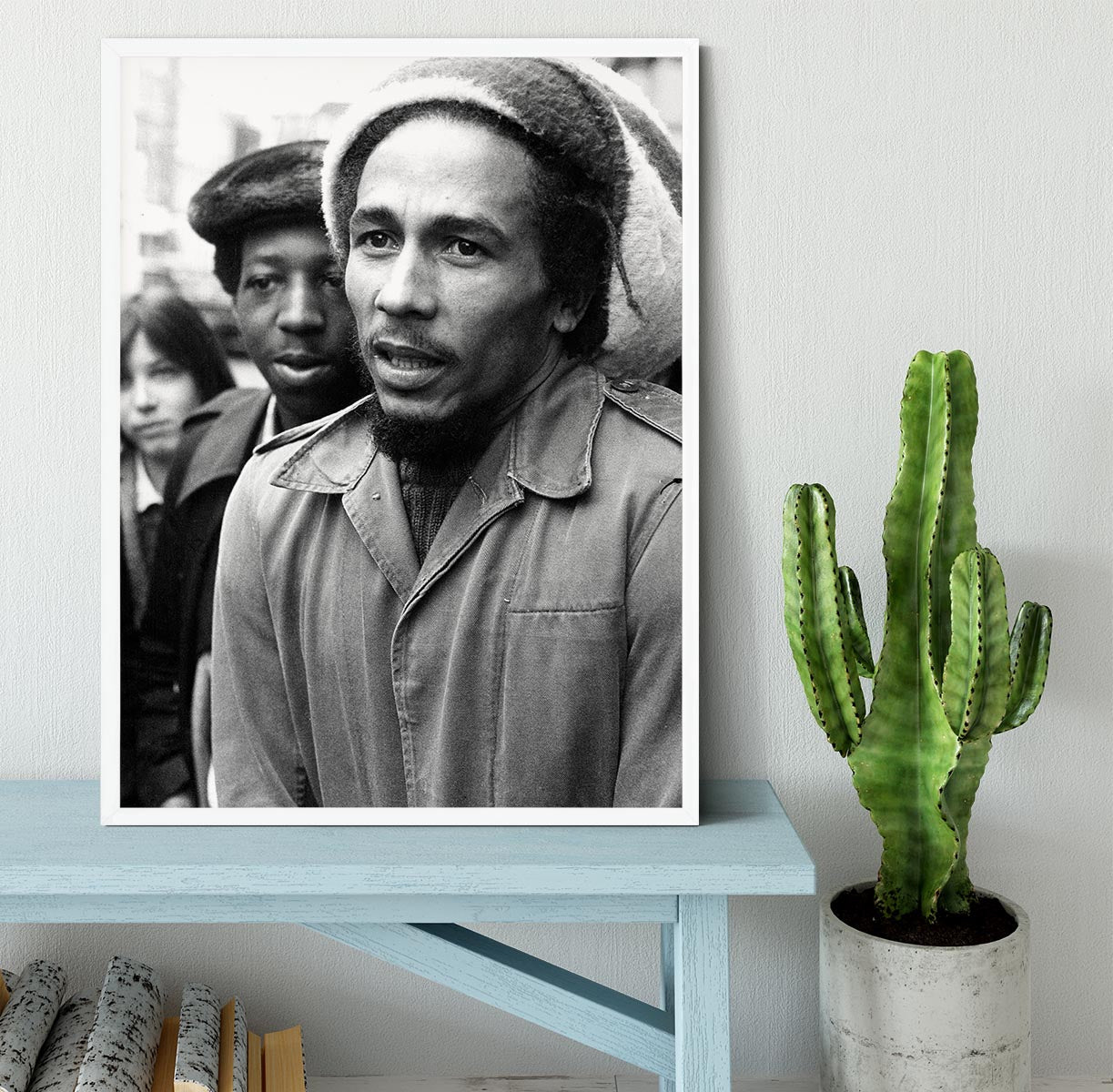 Bob Marley in London Framed Print - Canvas Art Rocks -6