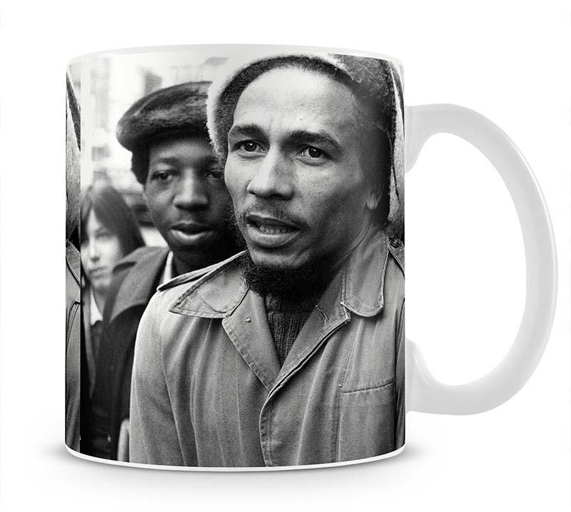 Bob Marley in London Mug - Canvas Art Rocks - 1