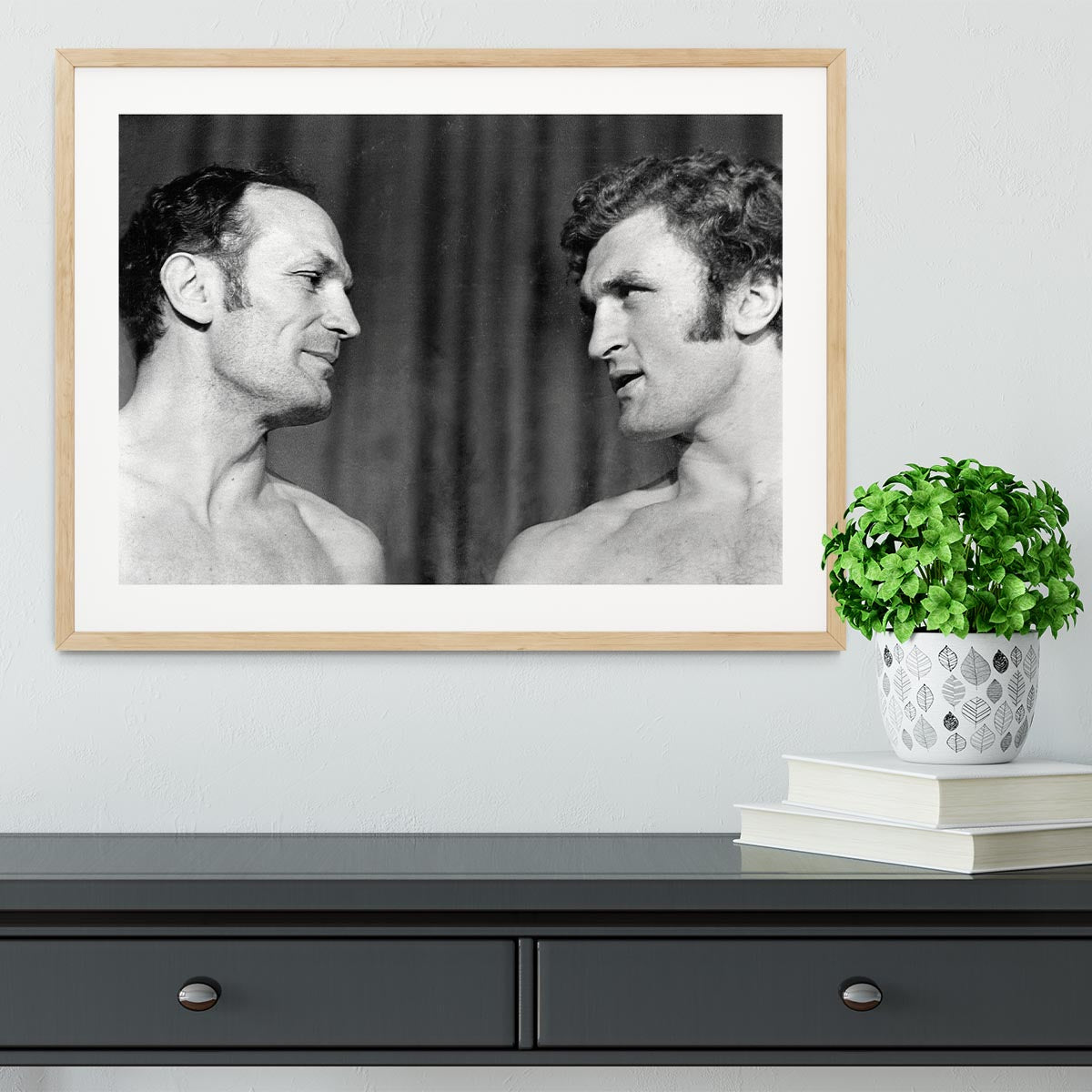 Boxers Henry Cooper and Joe Bugner Framed Print - Canvas Art Rocks - 3