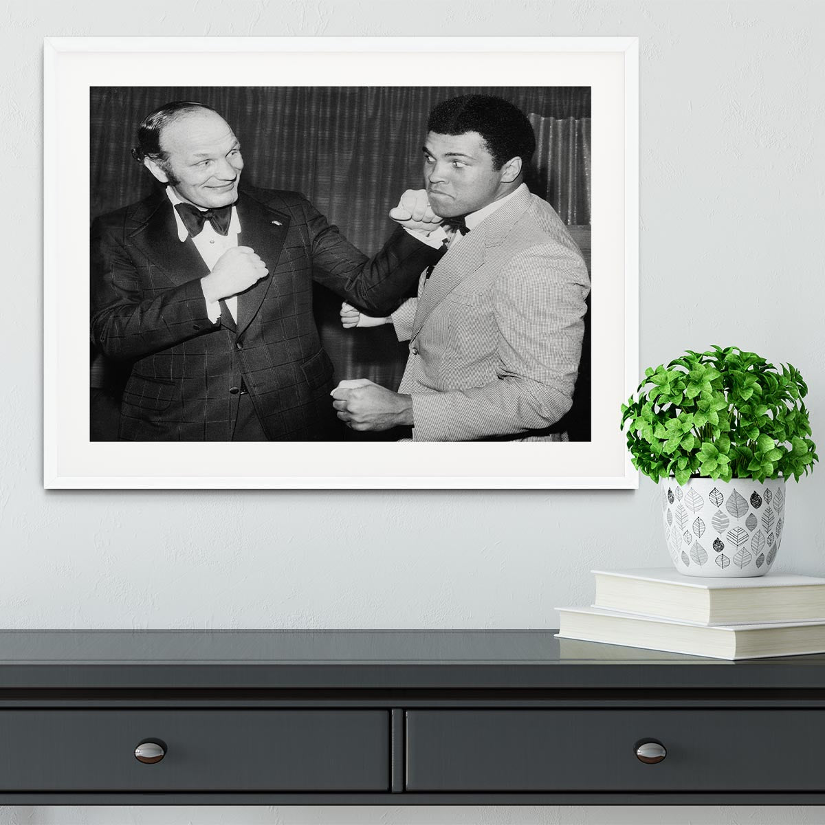 Boxers Henry Cooper and Muhammad Ali Framed Print - Canvas Art Rocks - 5