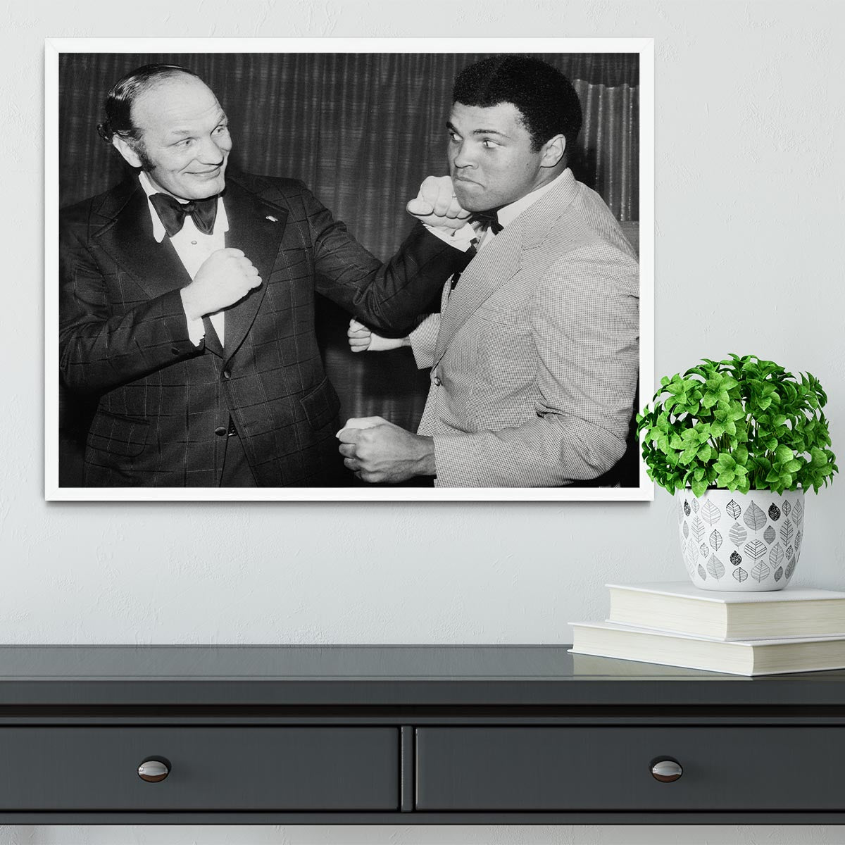 Boxers Henry Cooper and Muhammad Ali Framed Print - Canvas Art Rocks -6