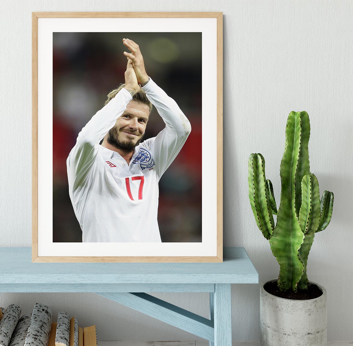 David Beckham playing for England Framed Print - Canvas Art Rocks - 3