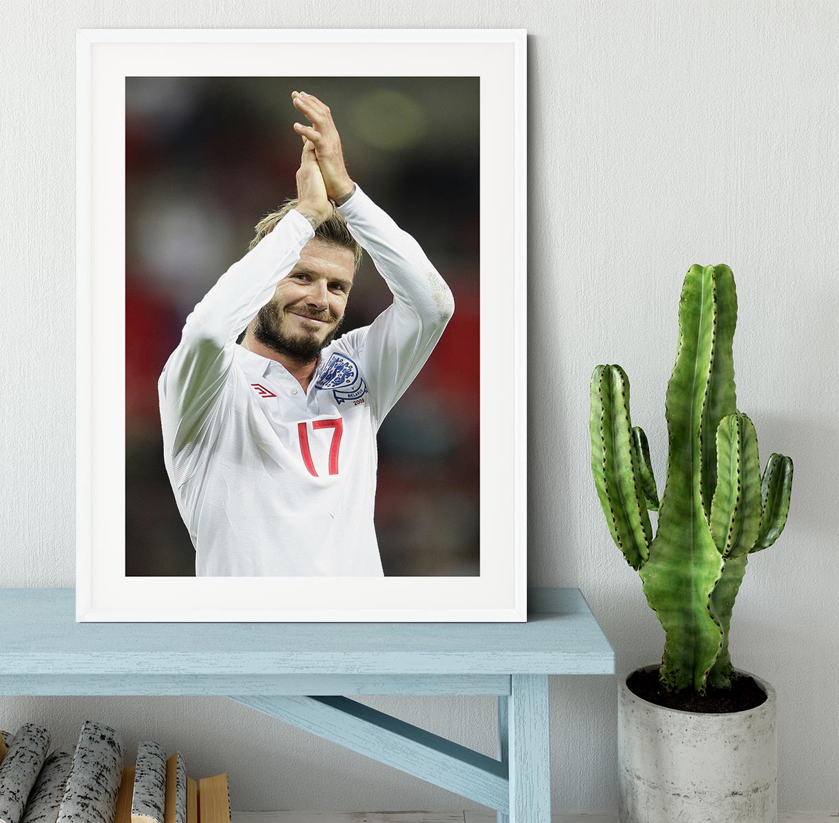 David Beckham playing for England Framed Print - Canvas Art Rocks - 5