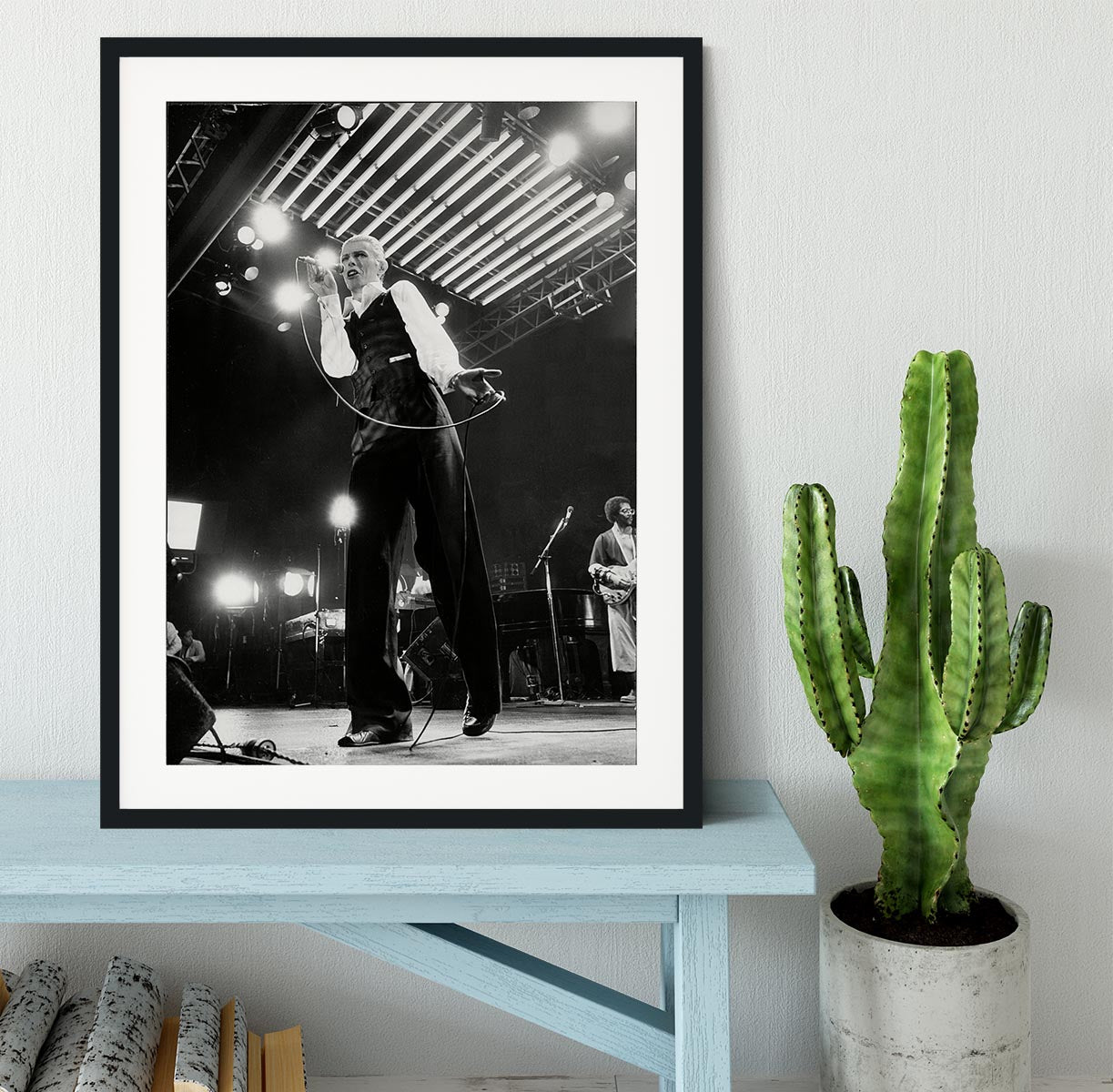 David Bowie at Wembley Framed Print - Canvas Art Rocks - 1