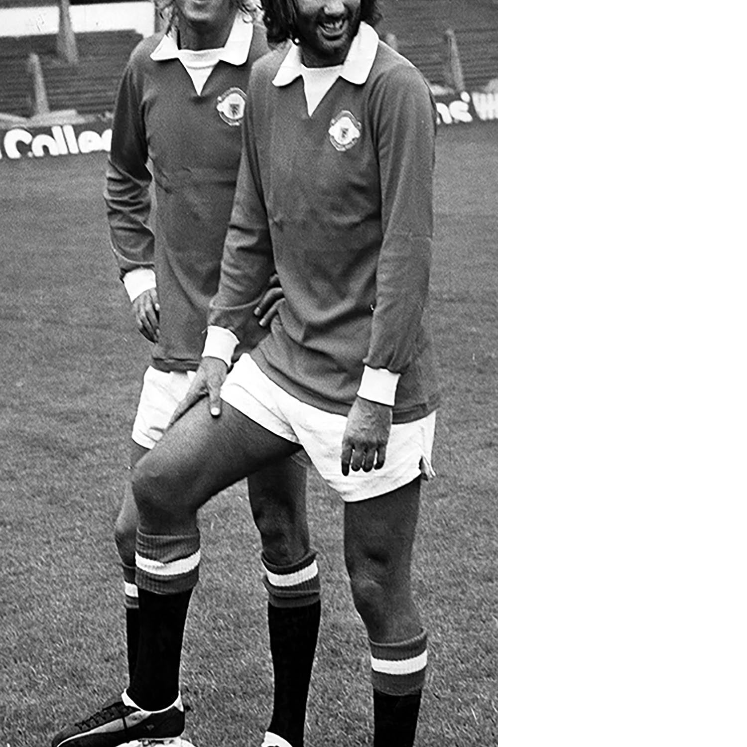 Denis Law and George Best in 1972 Floating Framed Canvas - Canvas Art Rocks - 2