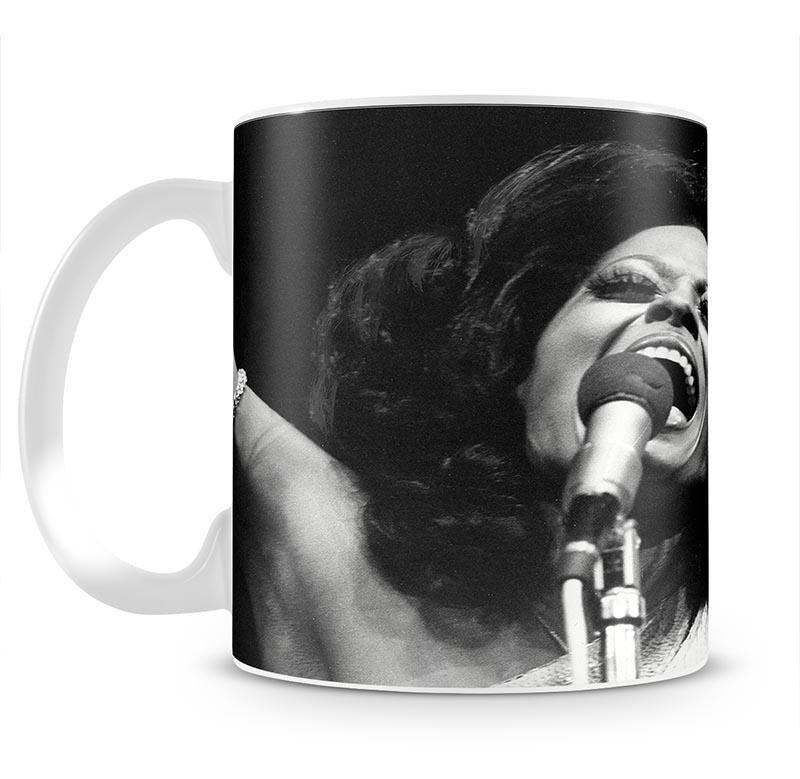Diana Ross on stage Mug - Canvas Art Rocks - 2