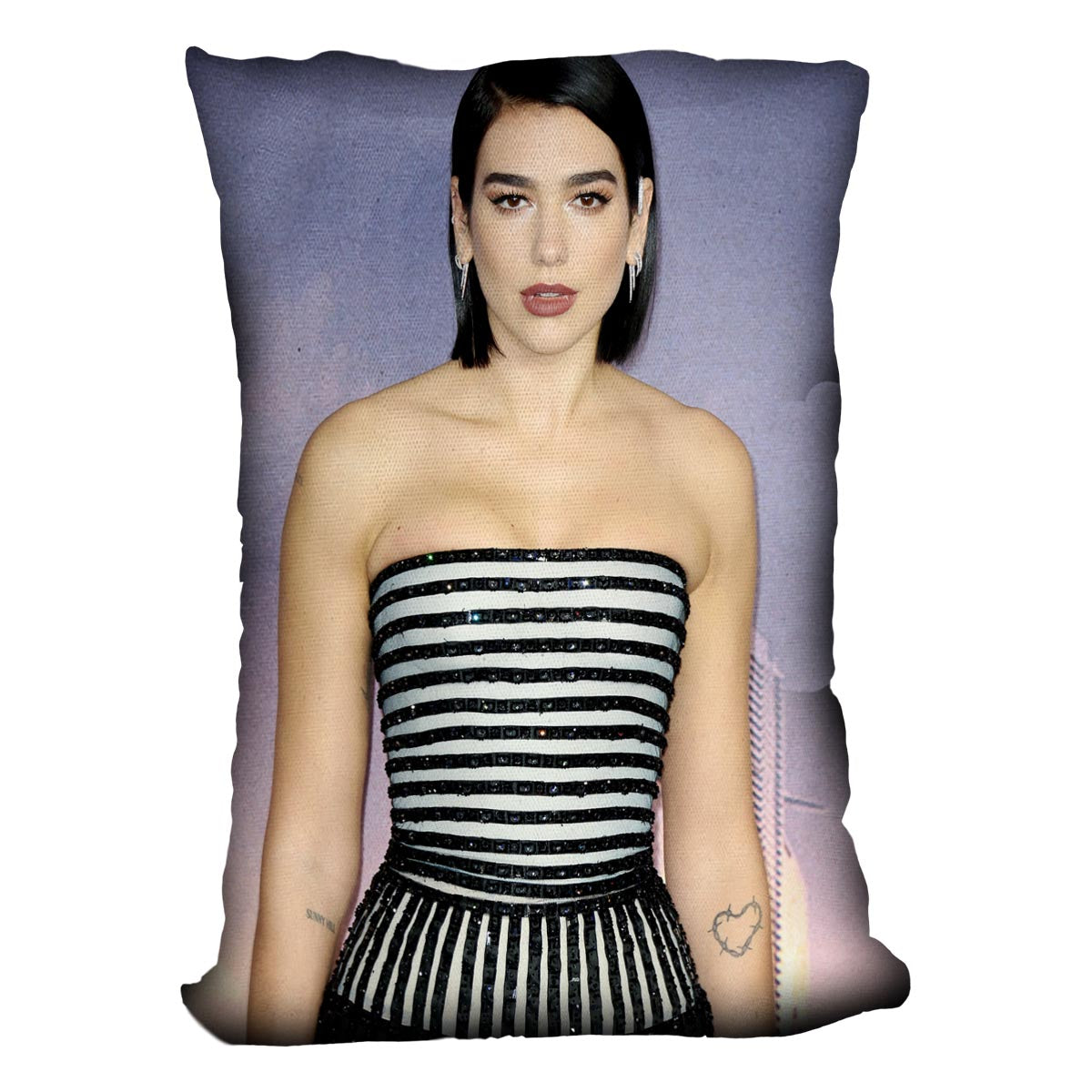 Dua Lipa at a premiere Cushion
