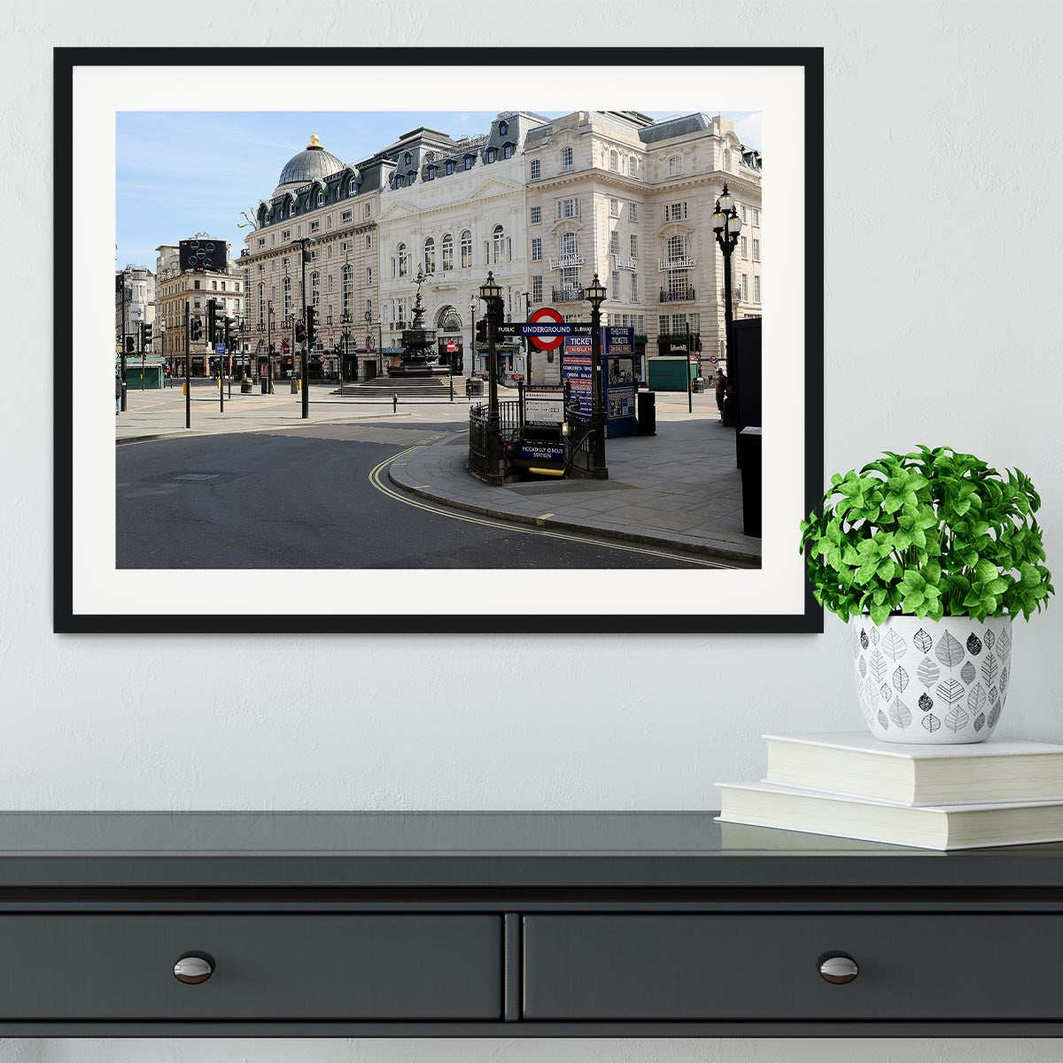 Eros Piccadilly Circus London under Lockdown 2020 Framed Print - Canvas Art Rocks - 1