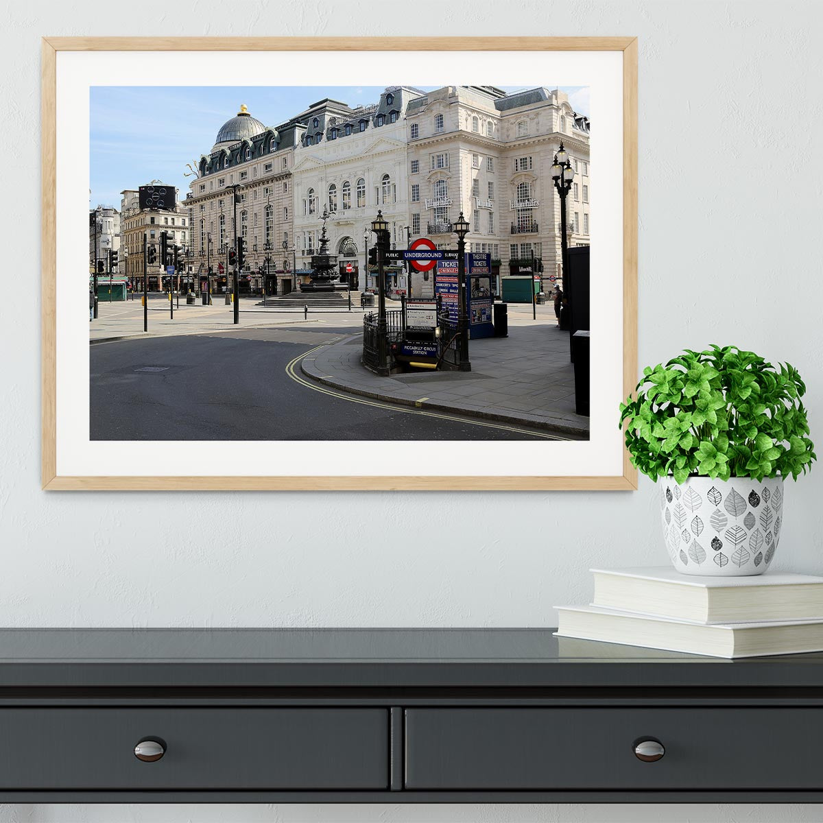 Eros Piccadilly Circus London under Lockdown 2020 Framed Print - Canvas Art Rocks - 3