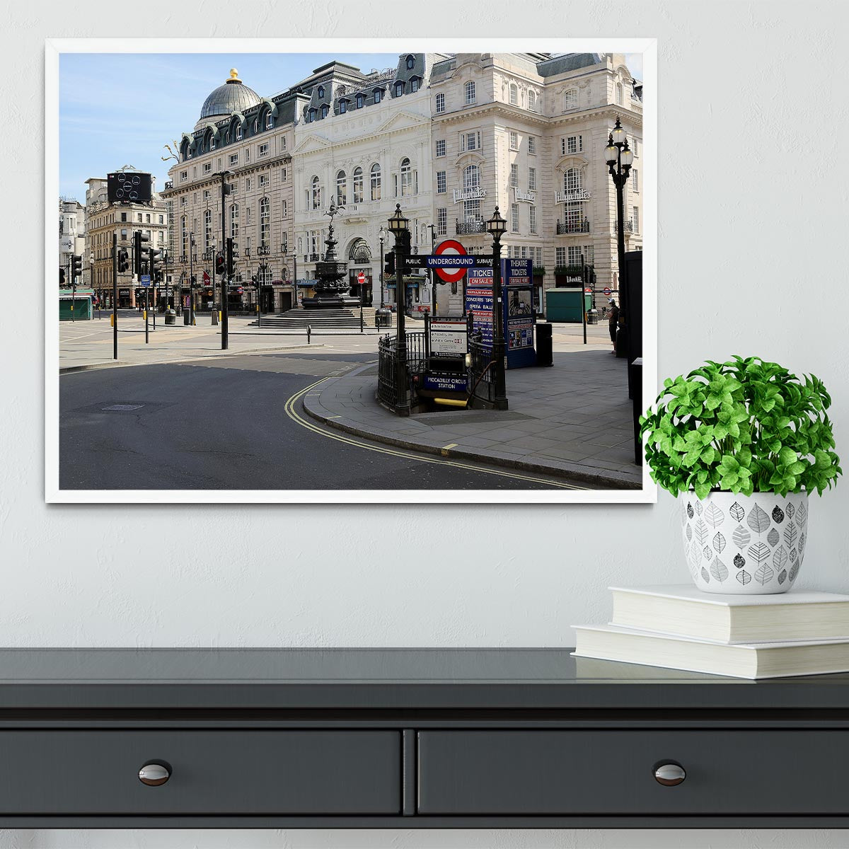 Eros Piccadilly Circus London under Lockdown 2020 Framed Print - Canvas Art Rocks -6