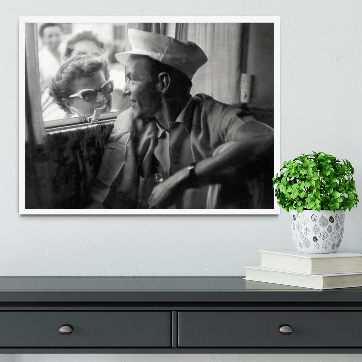 Frank Sinatra with a fan Framed Print - Canvas Art Rocks -6
