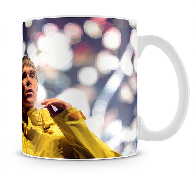 Ian Brown of the Stone Roses at the Isle of Wight Mug - Canvas Art Rocks - 1