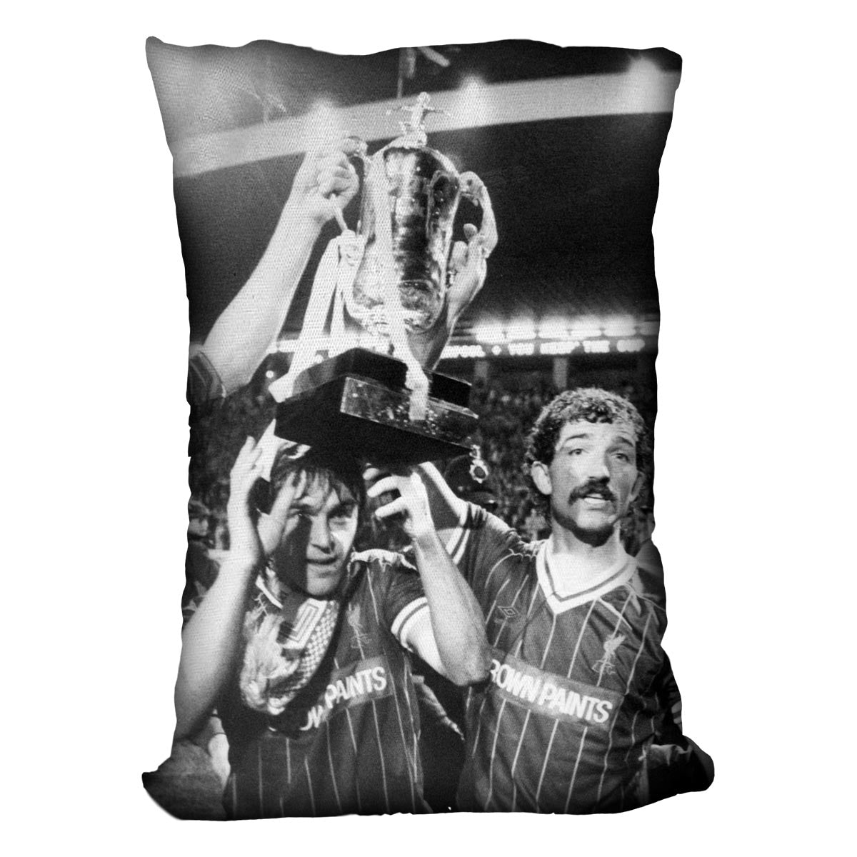 Kenny Dalglish and Graeme Souness with the Milk Cup trophy Cushion - Canvas Art Rocks - 4