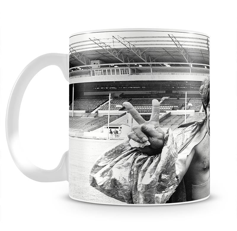 Little Richard at Wembley Stadium Mug - Canvas Art Rocks - 2