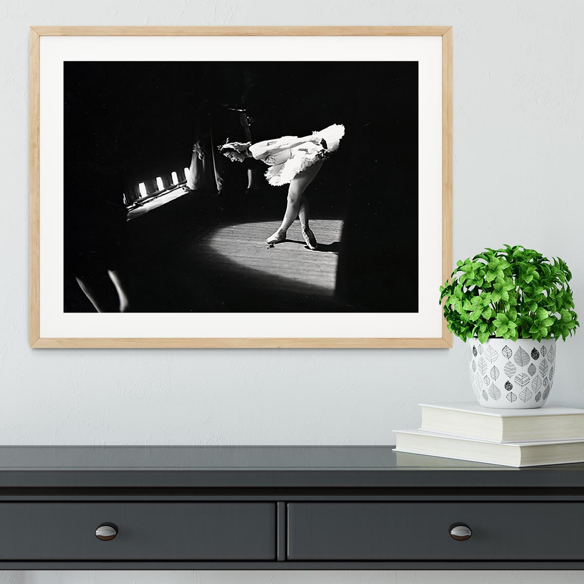 Margot Fonteyn takes a curtain call Framed Print - Canvas Art Rocks - 3