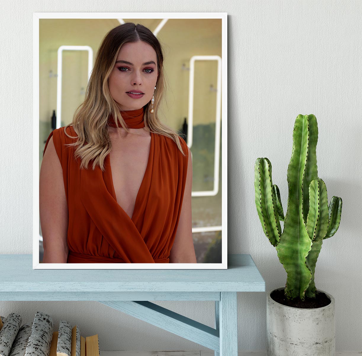 Margot Robbie Once Upon A Time In Hollywood Premiere London Framed Print - Canvas Art Rocks -6