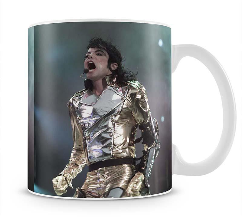 Michael_Jackson_performs_Mug_a_f6f94aac-cdd3-40c7-8254-2f16e9a0d769.jpg