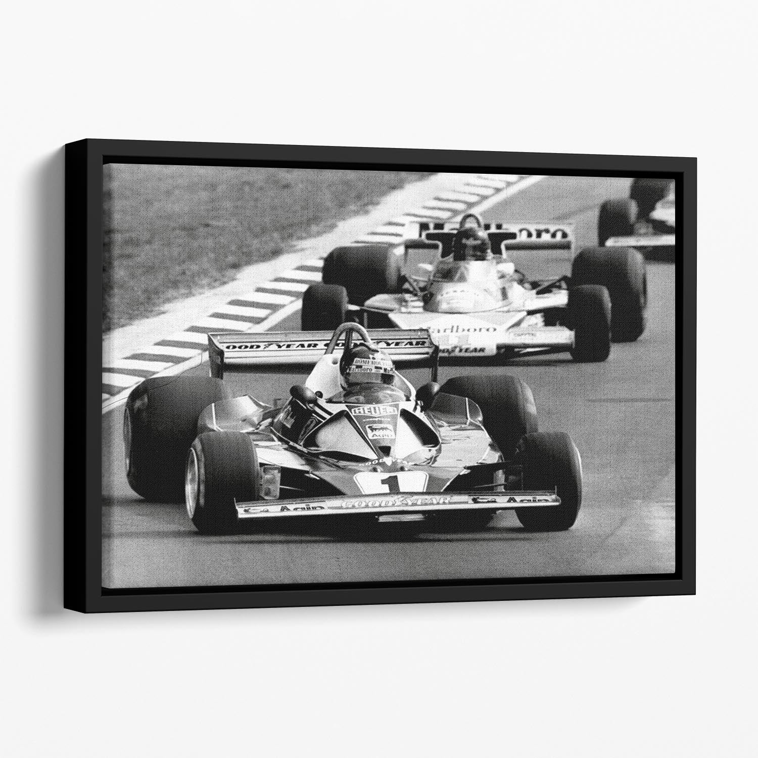 Niki Lauda leads James Hunt in the British Grand Prix 1976 Floating Framed Canvas - Canvas Art Rocks - 1