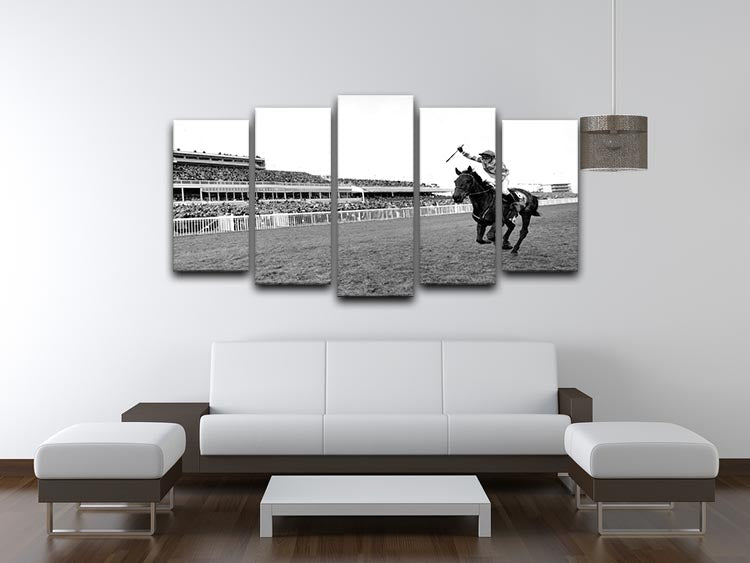 Party Politics romps home in the Grand National 5 Split Panel Canvas - Canvas Art Rocks - 3