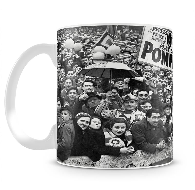 Pompey Supporters 1956 Mug - Canvas Art Rocks - 1