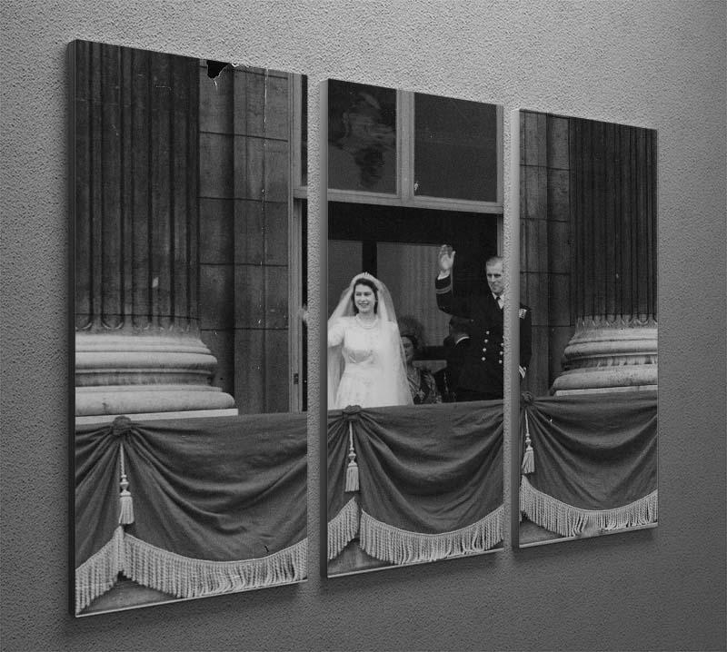 Queen Elizabeth II Wedding the couple wave from the balcony 3 Split Panel Canvas Print - Canvas Art Rocks - 2