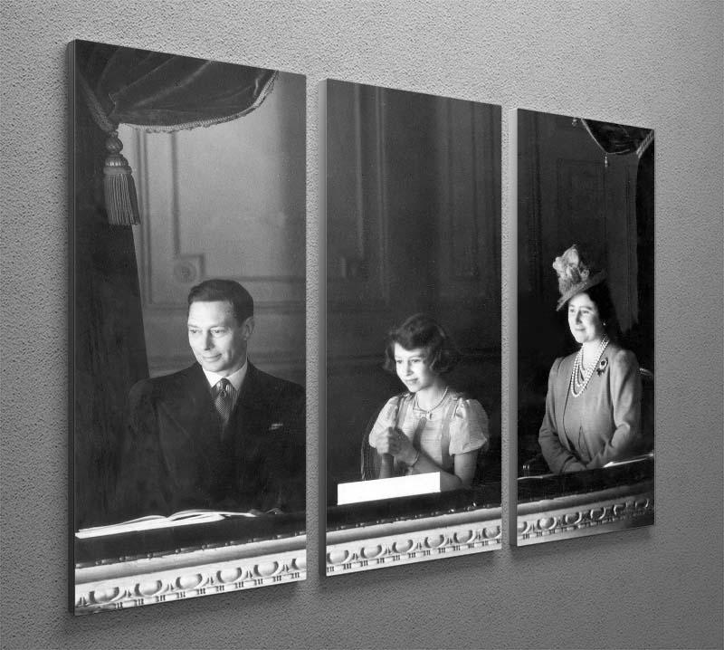 Queen Elizabeth II with her parents entranced viewing the stage 3 Split Panel Canvas Print - Canvas Art Rocks - 2