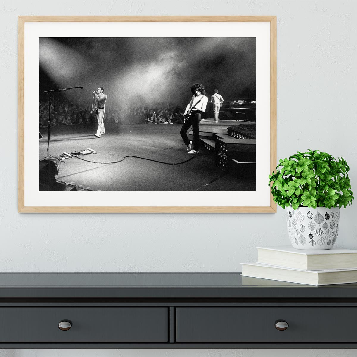Queen Live Framed Print - Canvas Art Rocks - 3