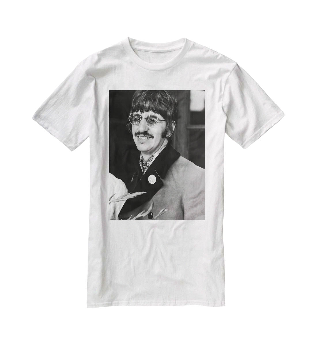 Ringo Starr of The Beatles in 1967 T-Shirt - Canvas Art Rocks - 5