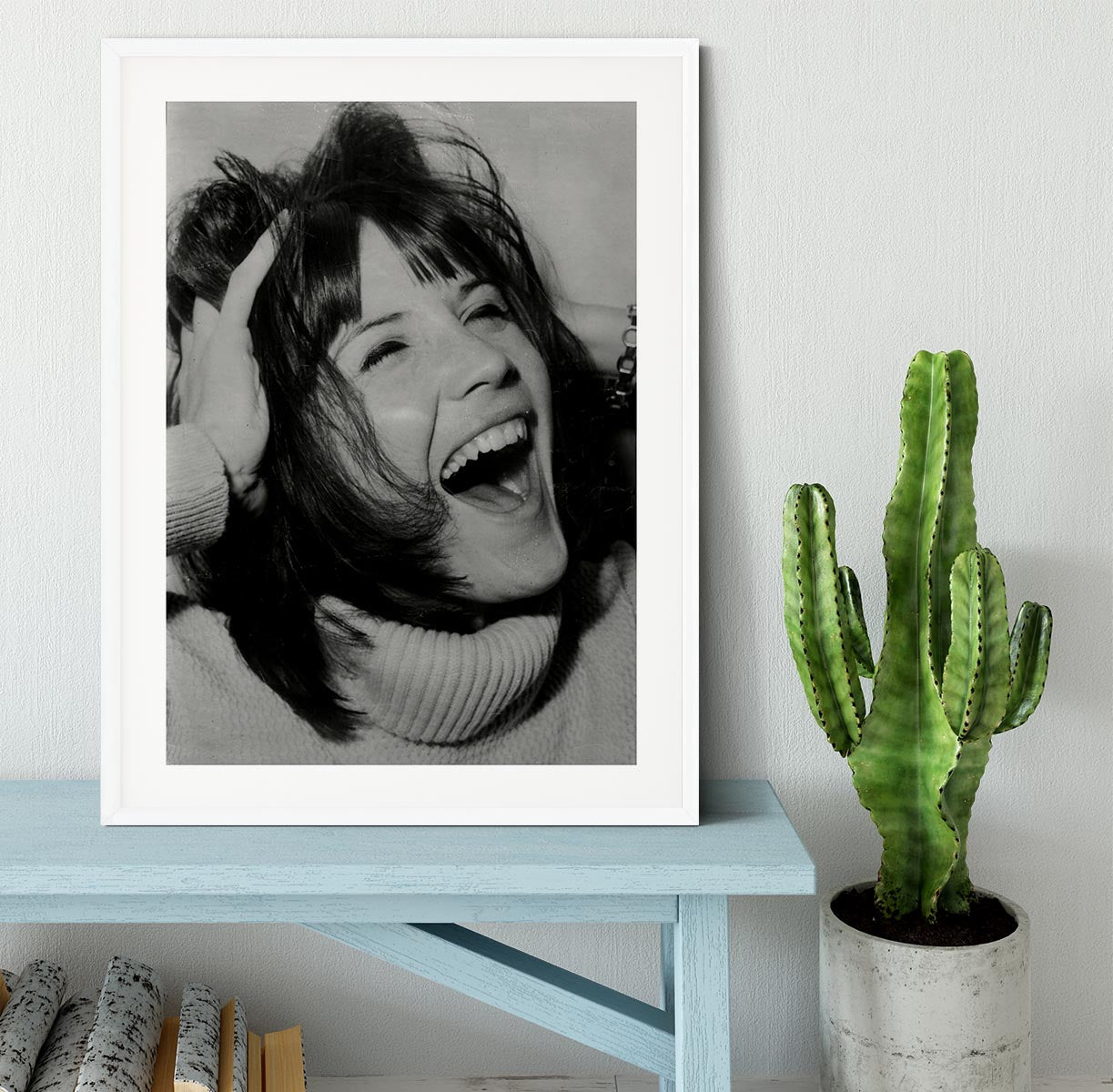 Sandie Shaw laughing Framed Print - Canvas Art Rocks - 5