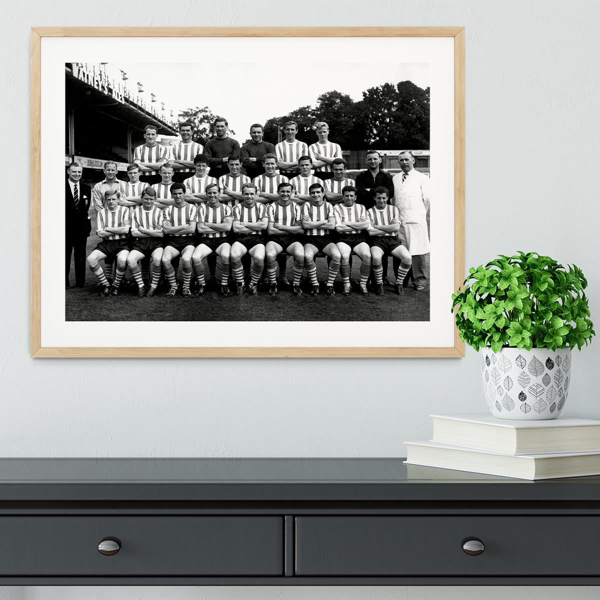 Southampton Football Club Team Photo 1962 Framed Print - Canvas Art Rocks - 3