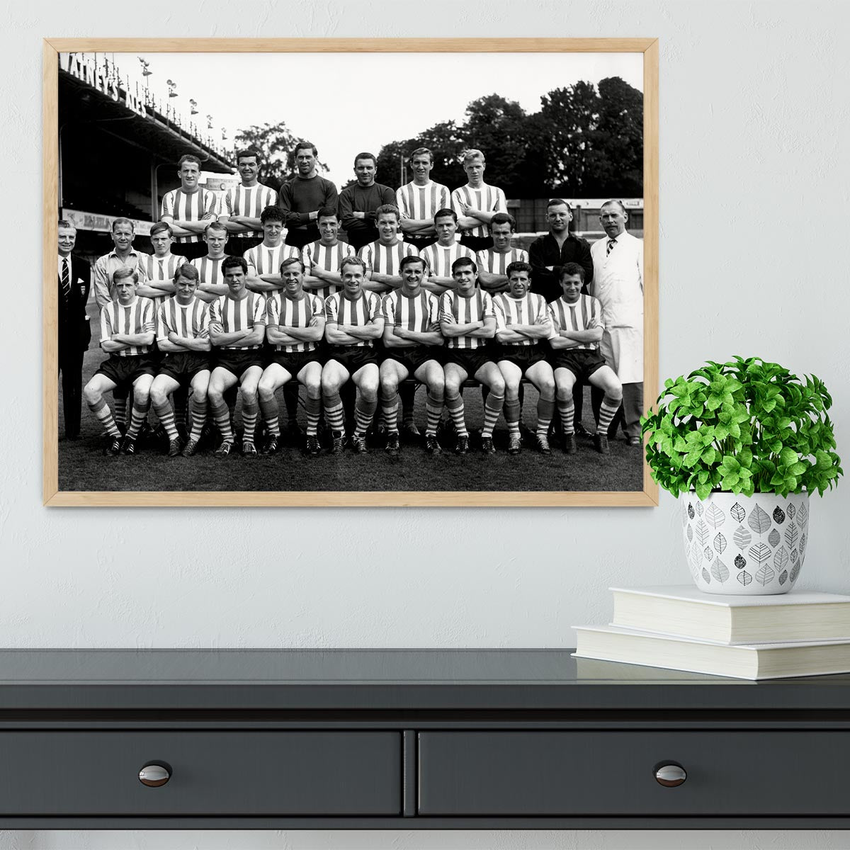 Southampton Football Club Team Photo 1962 Framed Print - Canvas Art Rocks - 4
