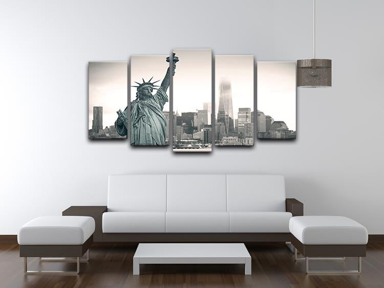 Statue of Liberty with cityscape 5 Split Panel Canvas  - Canvas Art Rocks - 3