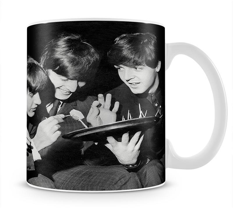 The Beatles before going on stage Mug - Canvas Art Rocks - 1