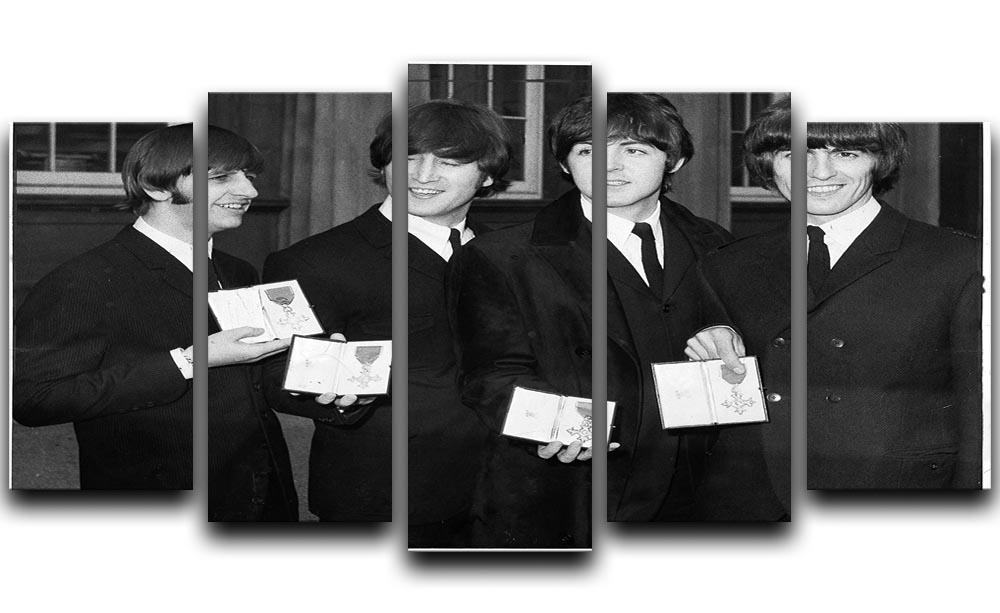 The Beatles show their MBEs 5 Split Panel Canvas  - Canvas Art Rocks - 1