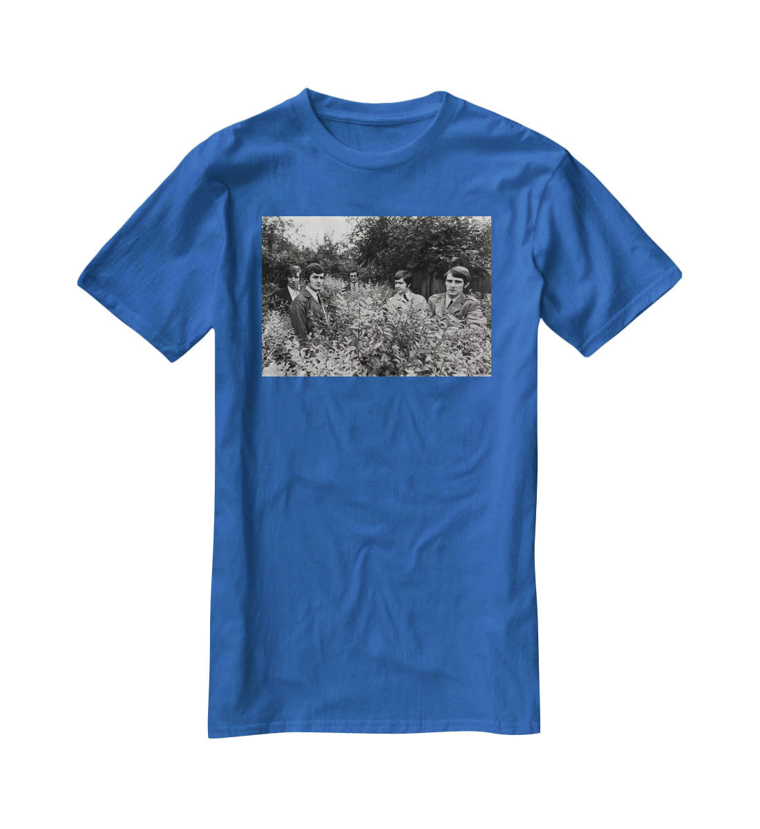 The Moody Blues in a field T-Shirt - Canvas Art Rocks - 2