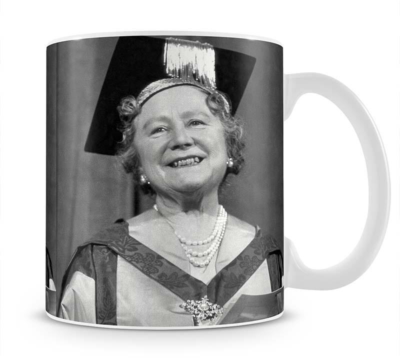 The Queen Mother with her honorary music degree Mug - Canvas Art Rocks - 1